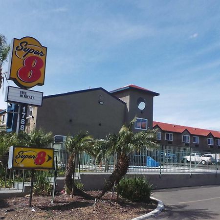 Super 8 By Wyndham San Diego/Imperial Beach Esterno foto