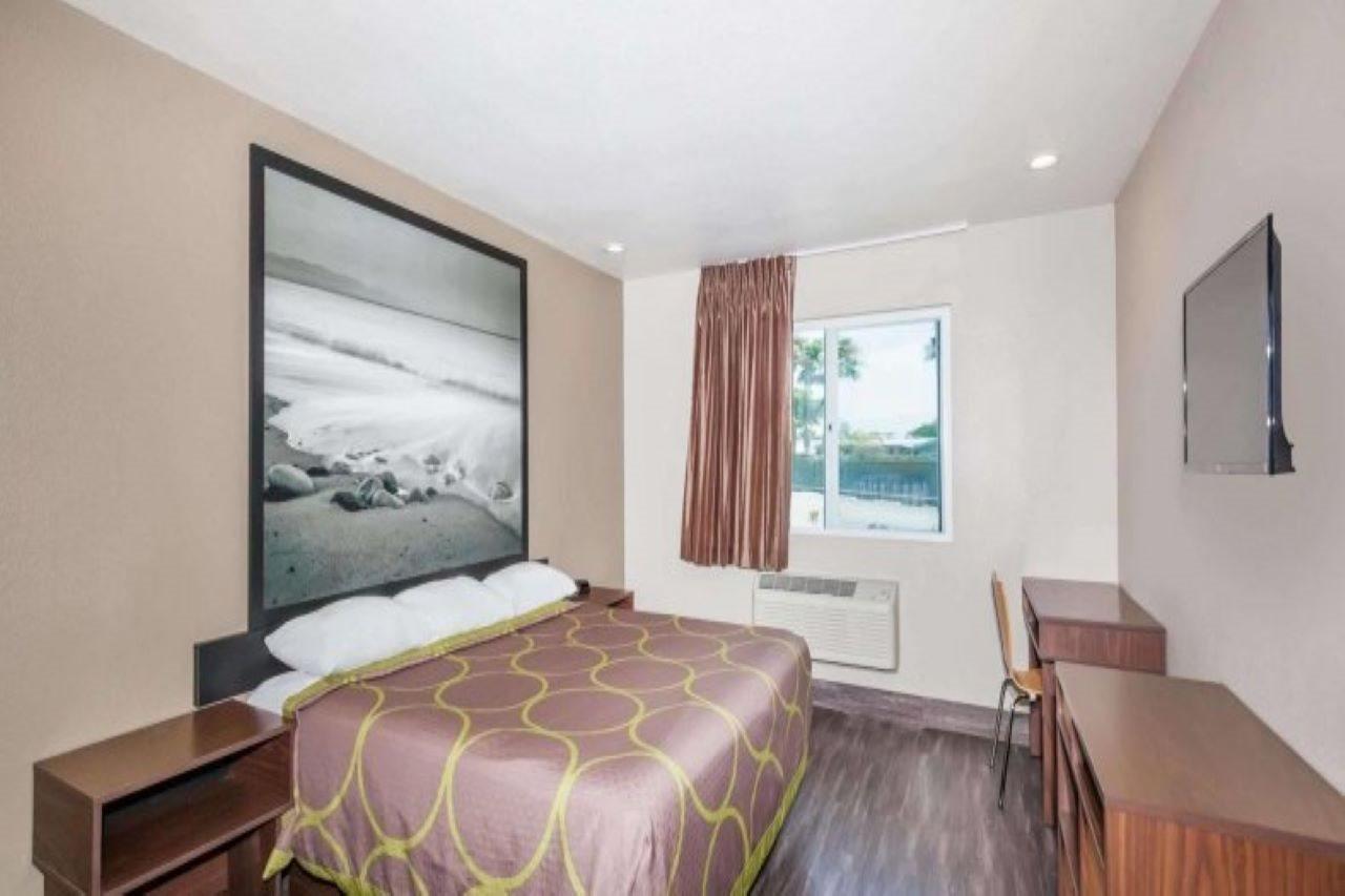 Super 8 By Wyndham San Diego/Imperial Beach Esterno foto