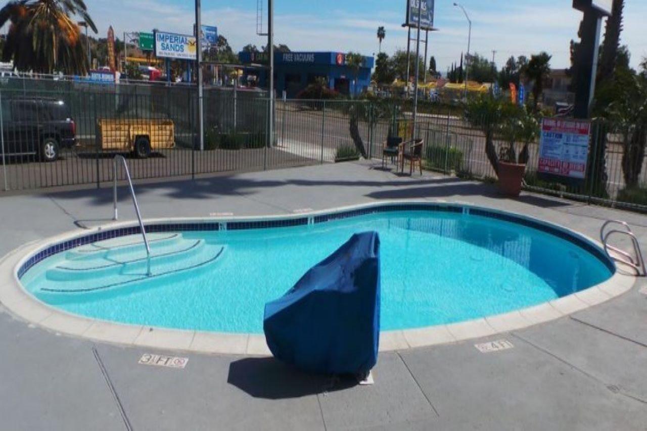 Super 8 By Wyndham San Diego/Imperial Beach Esterno foto