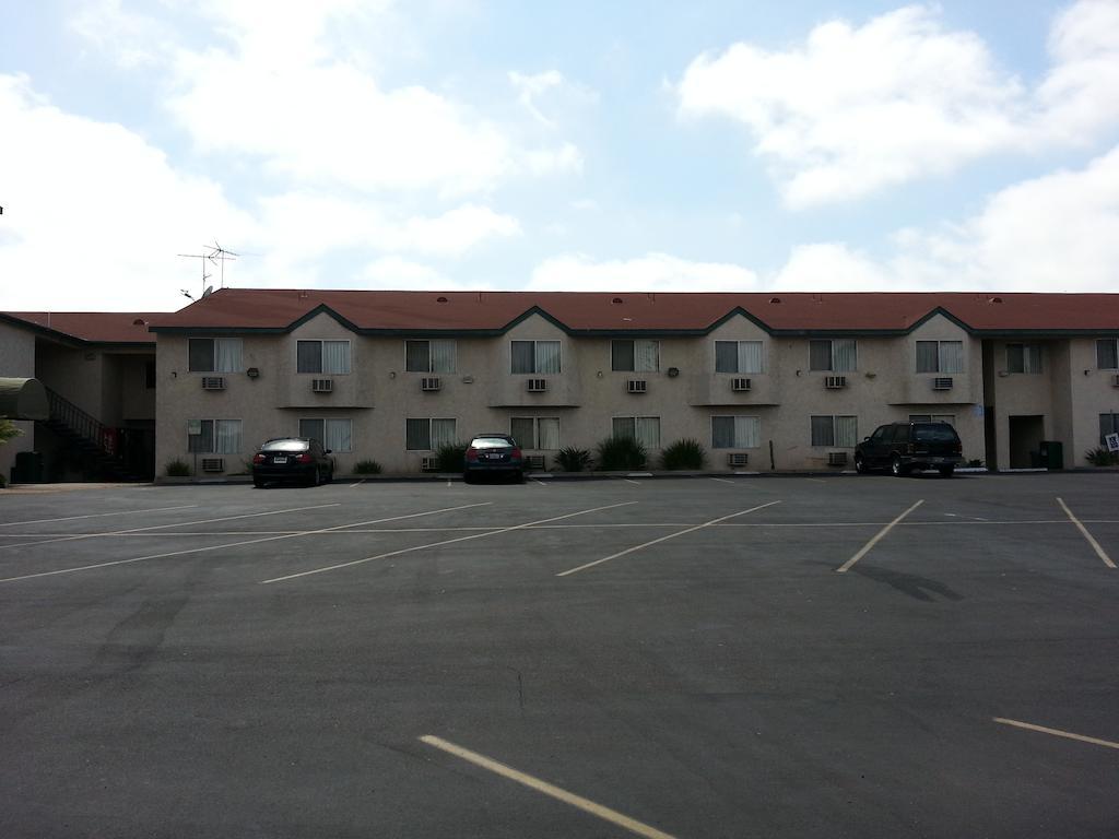 Super 8 By Wyndham San Diego/Imperial Beach Esterno foto