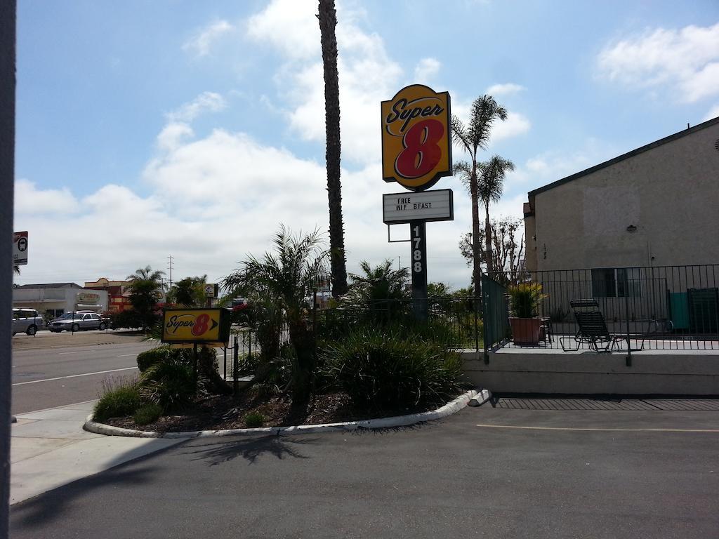 Super 8 By Wyndham San Diego/Imperial Beach Esterno foto