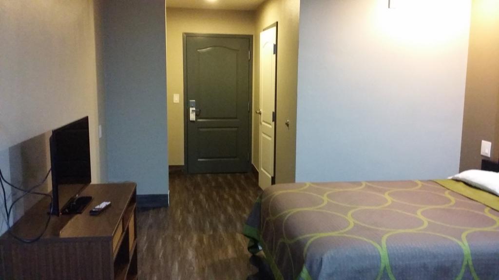 Super 8 By Wyndham San Diego/Imperial Beach Esterno foto