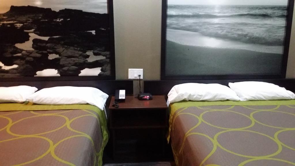 Super 8 By Wyndham San Diego/Imperial Beach Esterno foto