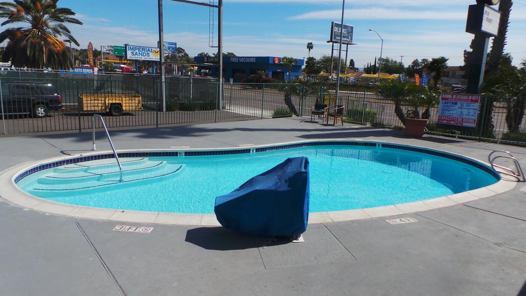Super 8 By Wyndham San Diego/Imperial Beach Esterno foto