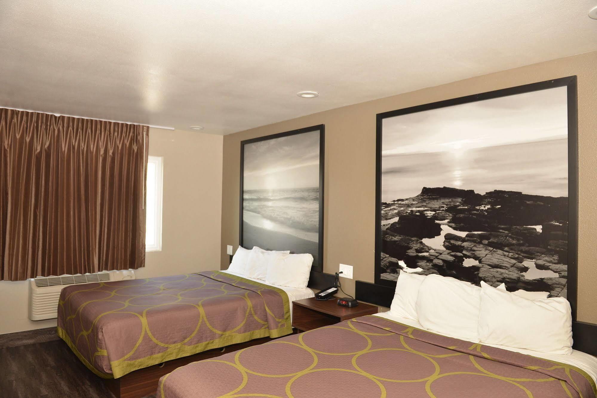 Super 8 By Wyndham San Diego/Imperial Beach Esterno foto