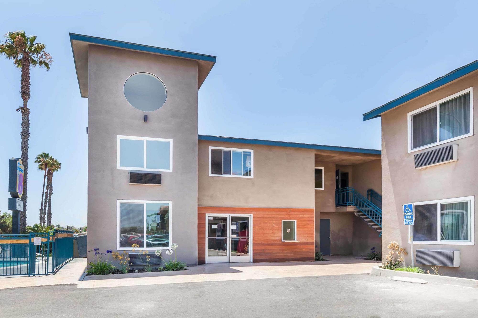 Super 8 By Wyndham San Diego/Imperial Beach Esterno foto